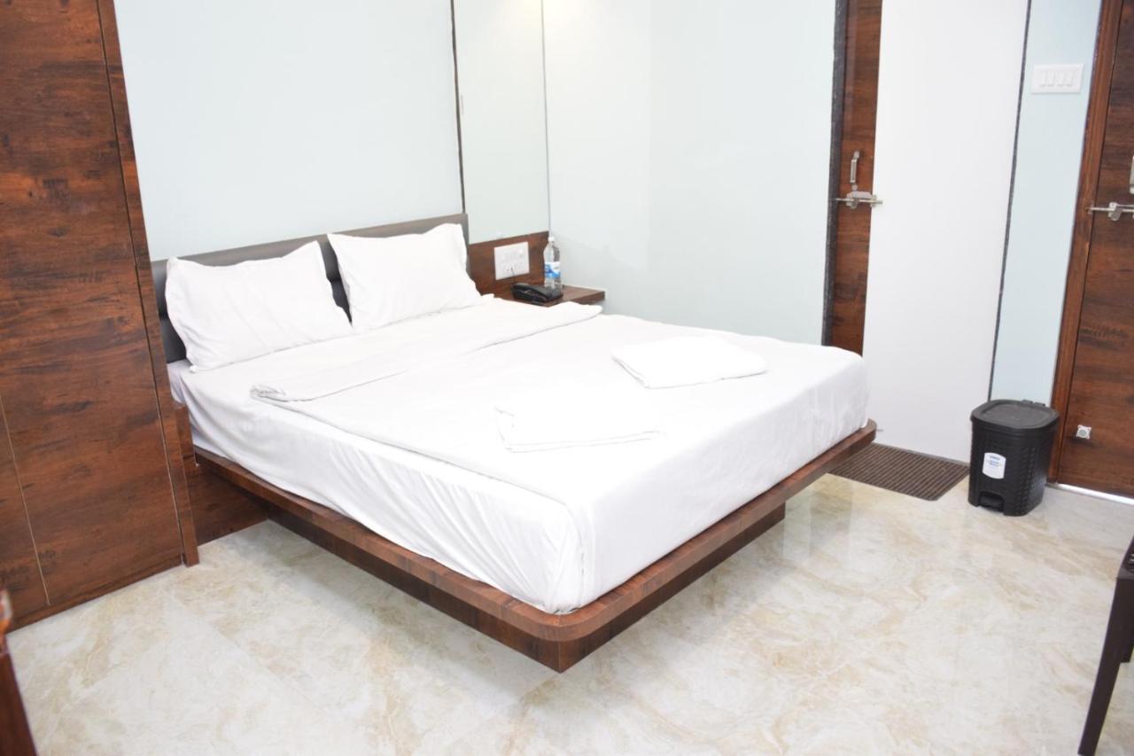 Shankar Residency, Akkalkot Akalkot ภายนอก รูปภาพ